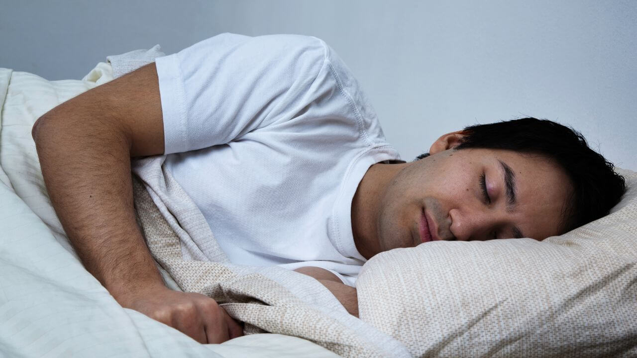 Sleep Tight Tips & Tricks for Coping with Varicose Vein Pain at Night